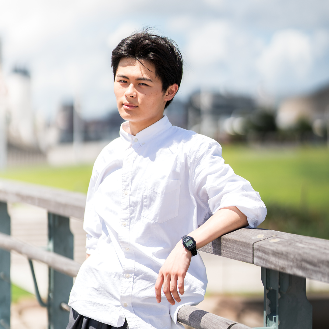 内田麟太朗